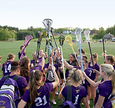 Lacrosse team. Link to Gifts That Pay You Income.